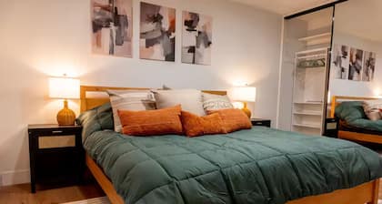 Redlands Retreat - 3BR, Gym, Pool, Outdoor Shower