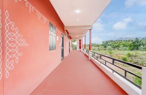 Doppelzimmer, Hügelblick | Unterkunftsgelände