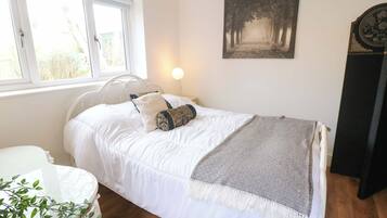 1 bedroom, WiFi (free), individually decorated, individually furnished
