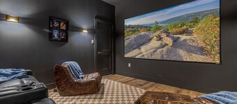 Indoor Pool*Hot Tub*Sauna*Game Room*Near Acadia