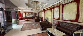 Clifton International Hotel