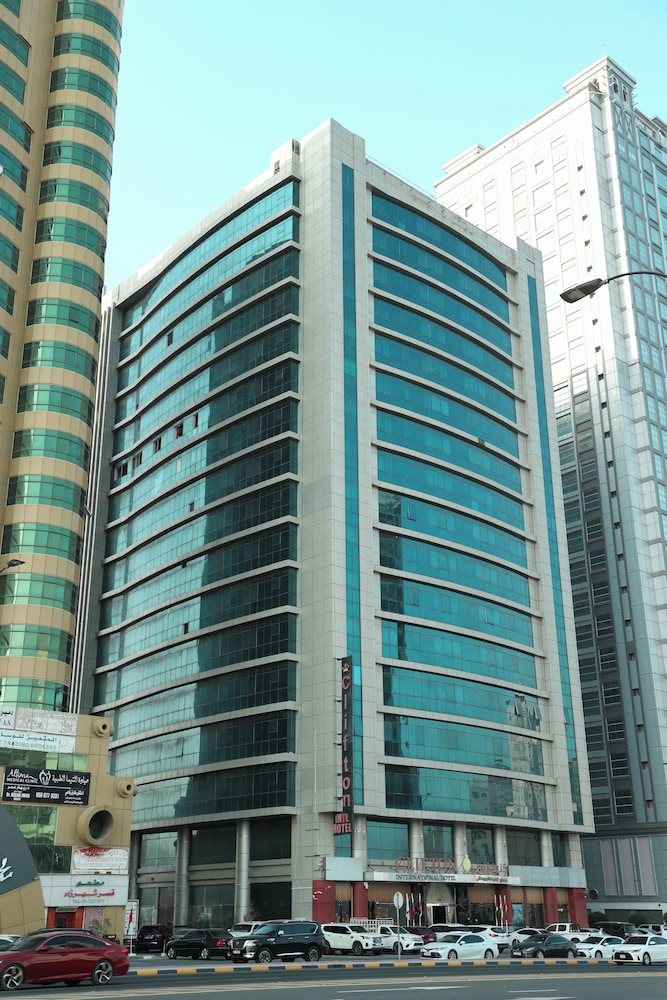 CLIFTON INTERNATIONAL HOTEL photo 8