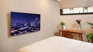 Unclassified image, 3 of 18, button - A Stylish Retreat in Roma Norte (Mexico City)