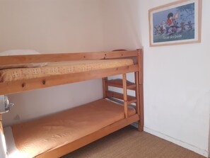 2 Schlafzimmer, Bügeleisen/Bügelbrett, WLAN