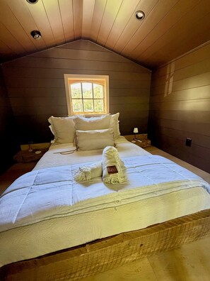 1 bedroom, free WiFi, bed sheets, wheelchair access - AHMA Riverside Fishing Cottage (Canton)