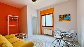 Suite, vista città | Area soggiorno