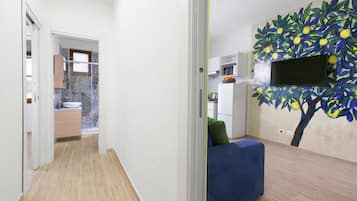 Apartment, 2 Bedrooms, Balcony | Private kitchen