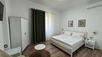 Deluxe Double Room, Courtyard View | Free WiFi