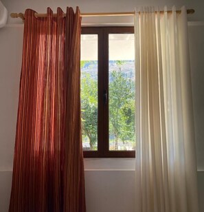 Habitación doble, vista al patio | Interior