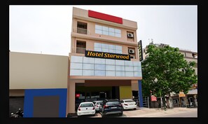Exterior - Hotel Starwood (Sahibzada Ajit Singh Nagar)