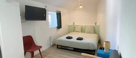 1 Schlafzimmer, WLAN, Bettwäsche