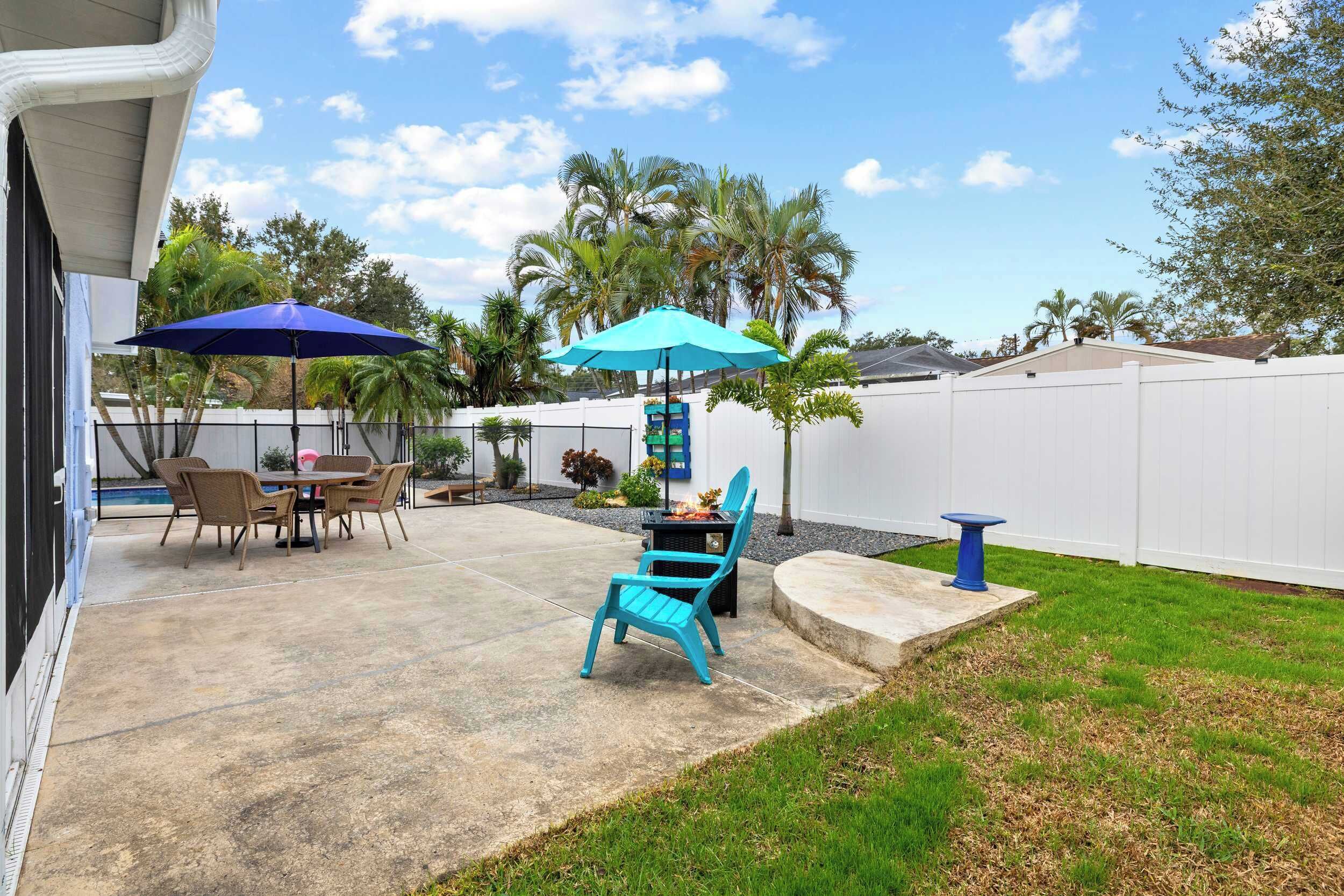 House, Multiple Beds, Pool Access, Pool View (6398 Woodland Blvd) | View from room