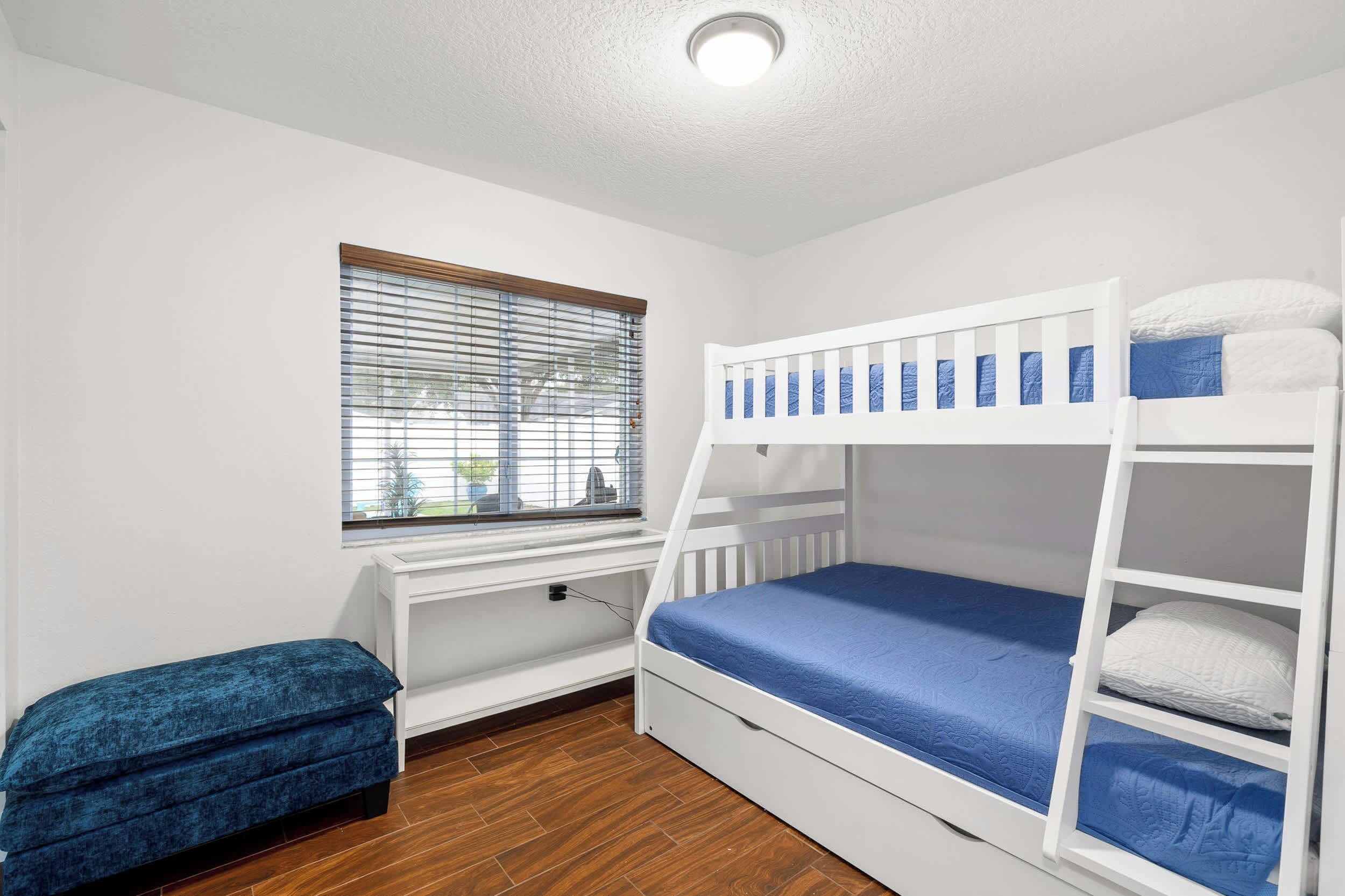 Ferienhaus, Mehrere Betten, Poolzugang, Poolblick (6398 Woodland Blvd) | 3 Schlafzimmer, individuell dekoriert, individuell eingerichtet