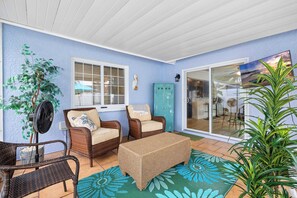 House, Berbilang Katil, Pool Access, Pool View (6398 Woodland Blvd) | Teres/patio