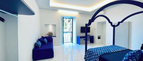 Apartment, Balcony, Partial Sea View