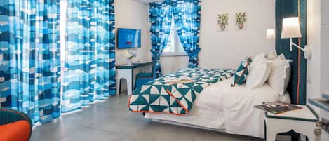 Departamento Deluxe, 4 habitaciones, vista a la ciudad | Escritorio, tabla de planchar con plancha y wifi gratis