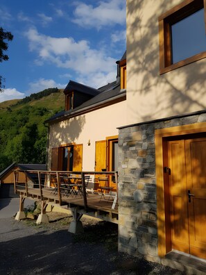 Exterior - Cottage for 10-12 guests, 10 min from Peyragudes and Loudenvielle (Cazaux-Fréchet-Anéran-Camors)