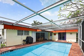 Outdoor pool, a heated pool