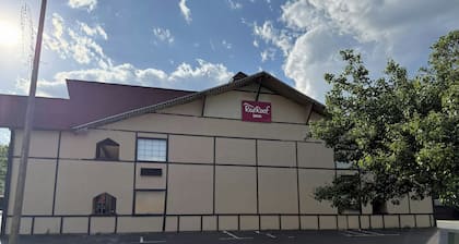 Red Roof Inn Helen, GA - Downtown