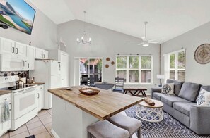 Living area - Casa de Paradise (Port St. Lucie)