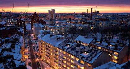 Punavuorenkatu 15