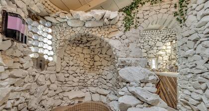 Tucson Bottle House - Both Main and Guest Houses - New Listing Discounts!