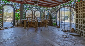 Dining - Tucson Bottle House - Guest House - New Listing Discounts! (Tucson)