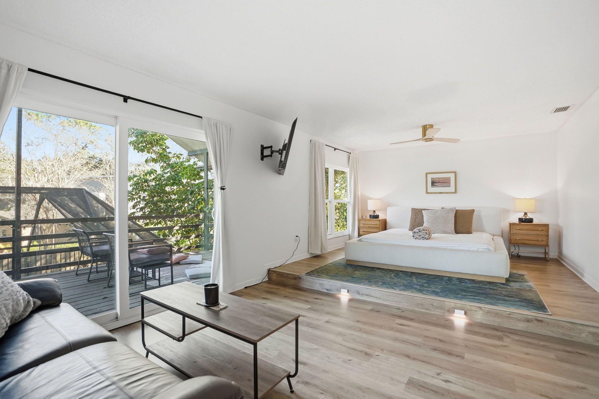 Casa, várias camas, acesso à piscina, vista para a piscina (13609 Heritage Way)