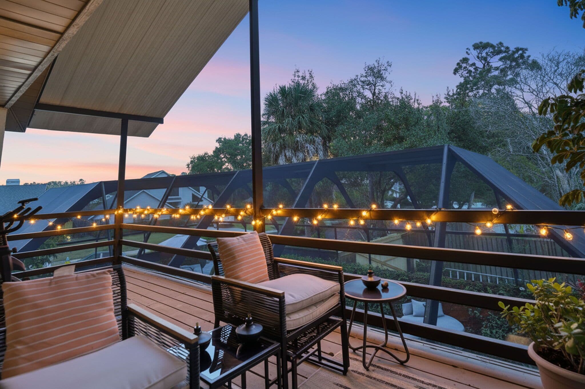 Rumah, Beberapa Tempat Tidur, akses ke kolam renang, pemandangan kolam renang (13609 Heritage Way) | Halaman properti