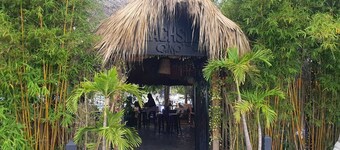 Apt.Terry a pocos pasos de la playa donde salen las escurciones