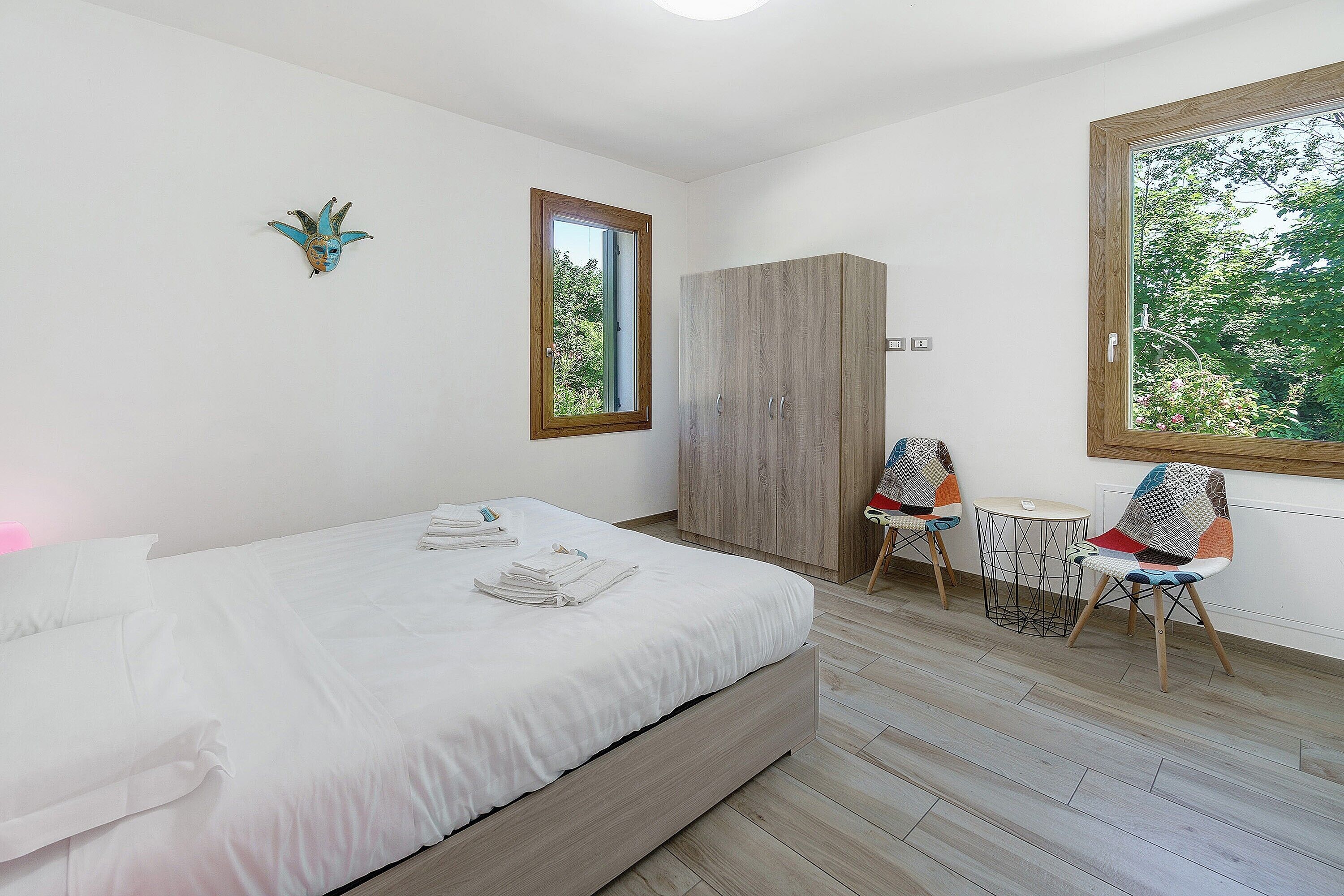 1 chambre, fer et planche à repasser, Wi-Fi, draps fournis