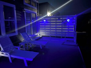 Terrace/patio - Anchors Away - Floating House on Lake Cumberland (Russell Springs)