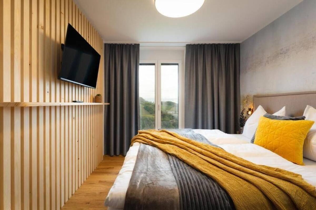 Family Suite, Balcony, Vineyard View