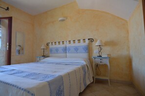 House, Smoking - Ftam-corn01 in Tamarispa (Budoni)