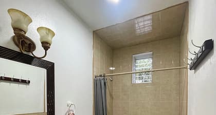 6BR Spacious Oaxaca Home