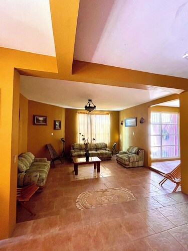 6BR Spacious Oaxaca Home