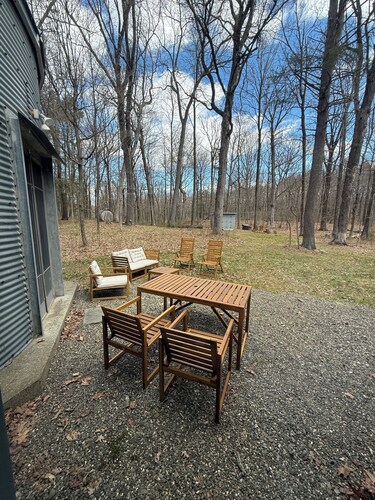 Modern Cabin, Sauna, EV Charger, Forest Escape, Close to Tivoli, Germantown, RH