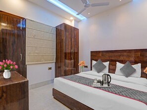 House - Townhouse Hotel Spotlight (Kanpur)