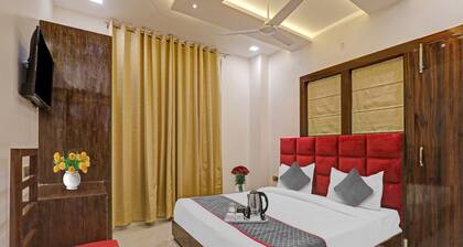 Townhouse Hotel Spotlight