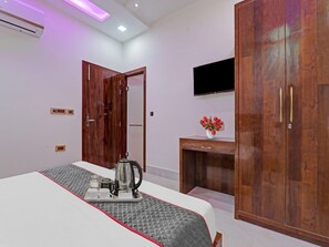 House | Exterior - Townhouse Hotel Spotlight (Kanpur)
