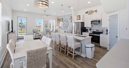 Perfect location Pool 4 bedroom SGI Pet