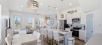 Perfect location Pool 4 bedroom SGI Pet
