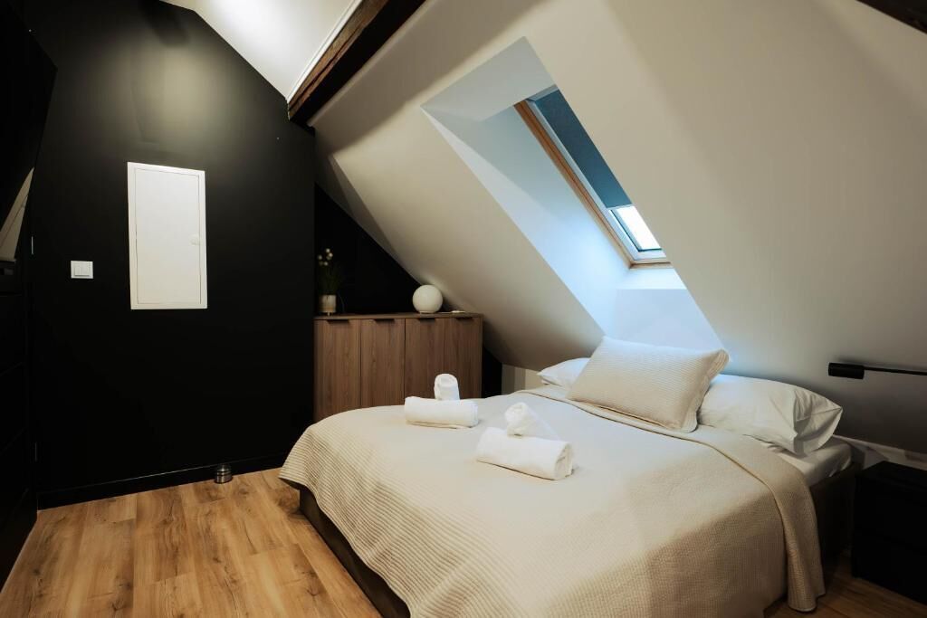 컴포트 아파트, 발코니, 호수 전망