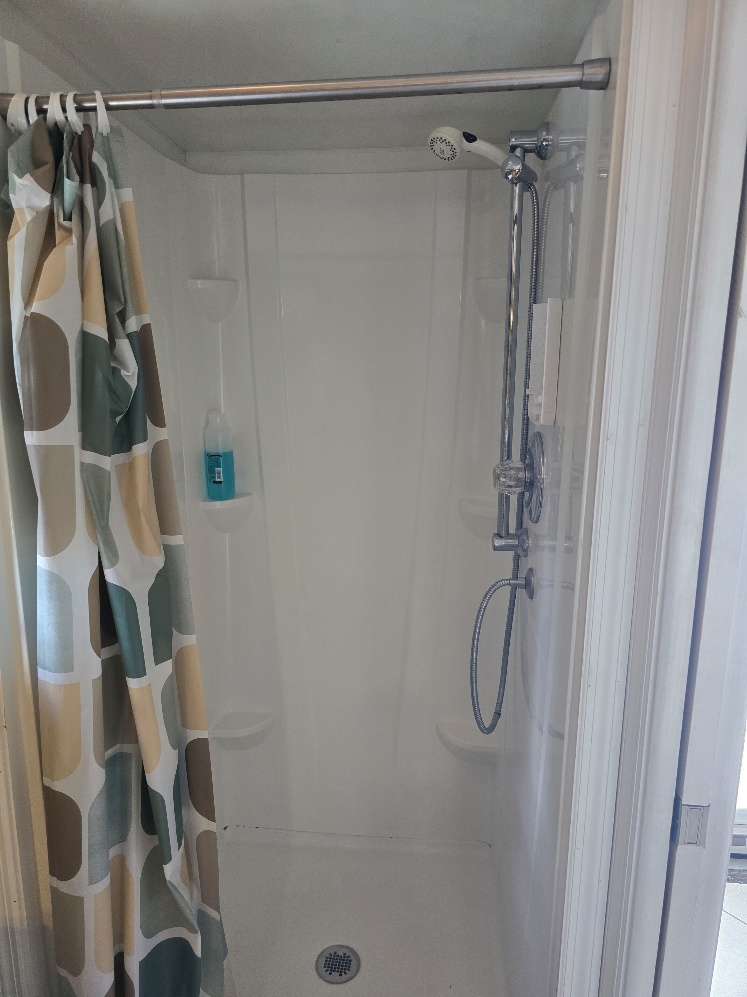 Towels, toilet paper
