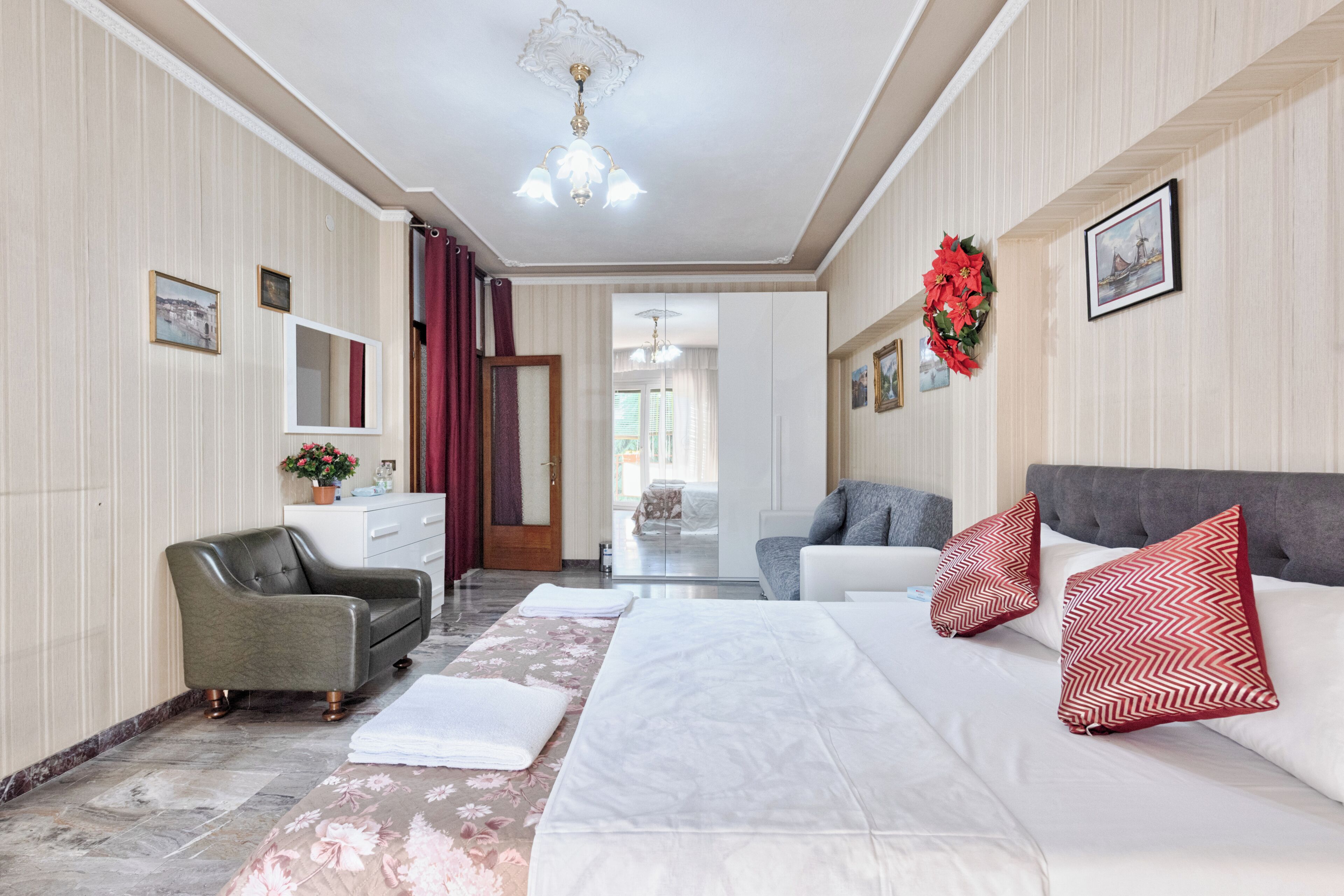 3 bedrooms, WiFi, bed sheets