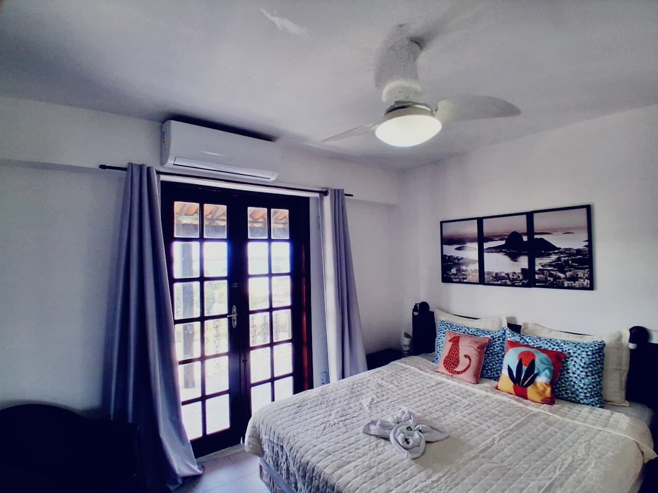 Chambre Deluxe avec lits jumeaux | Accès au Wi-Fi (inclus), literie fournie, accessible en fauteuil roulant