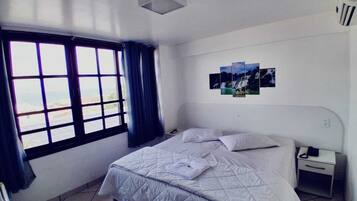Habitación Premium con 2 camas individuales | Wifi gratis, ropa de cama, accesible en silla de ruedas