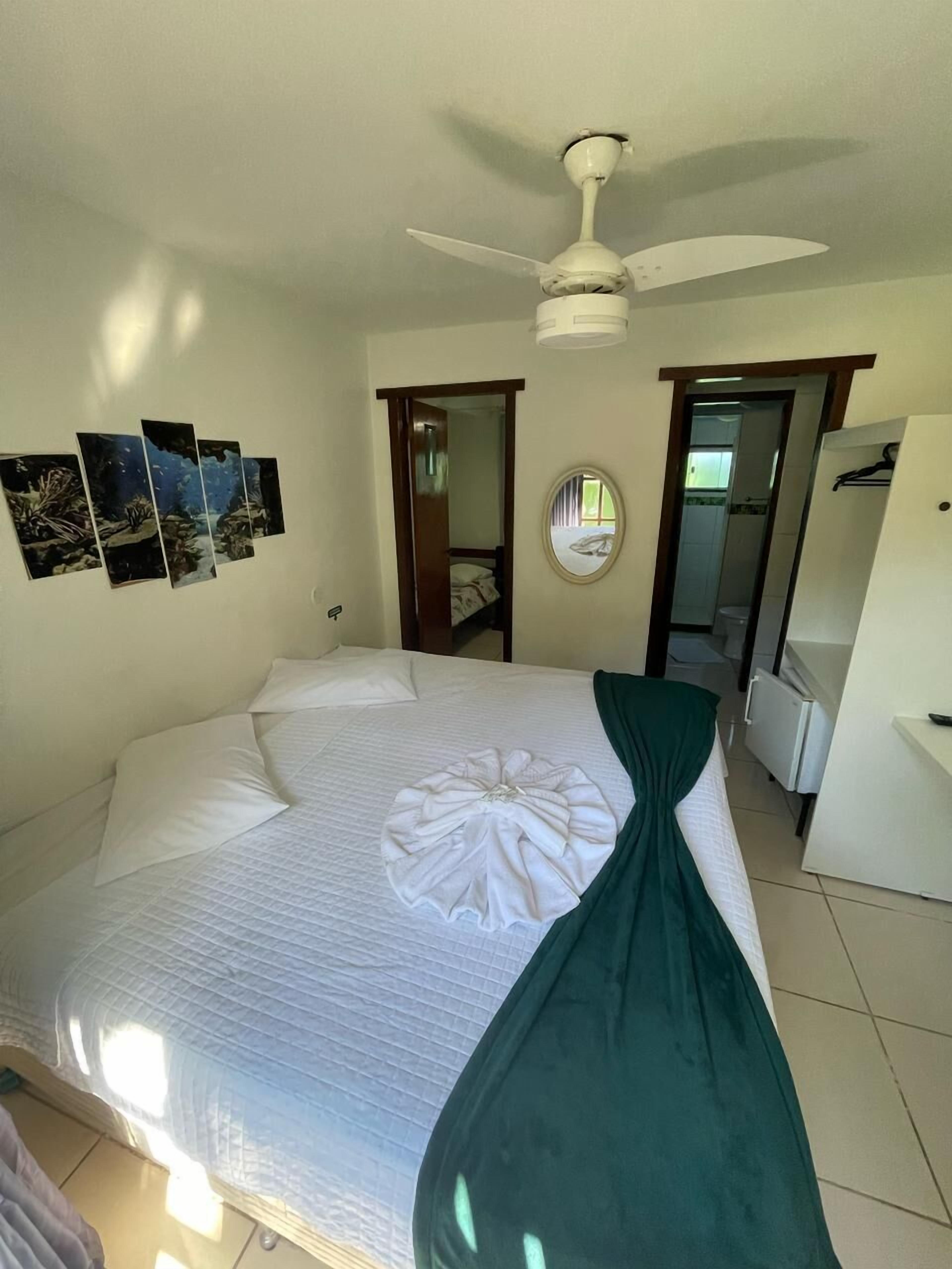 Chambre quadruple Confort | Accès au Wi-Fi (inclus), literie fournie, accessible en fauteuil roulant