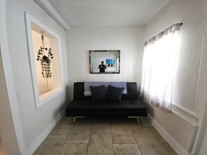 Interior - Stylish Modern Studio/Private/Close to everything in Fort Lauderdale (Fort Lauderdale)