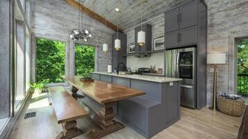 Coffee/tea maker, fridge, microwave, oven